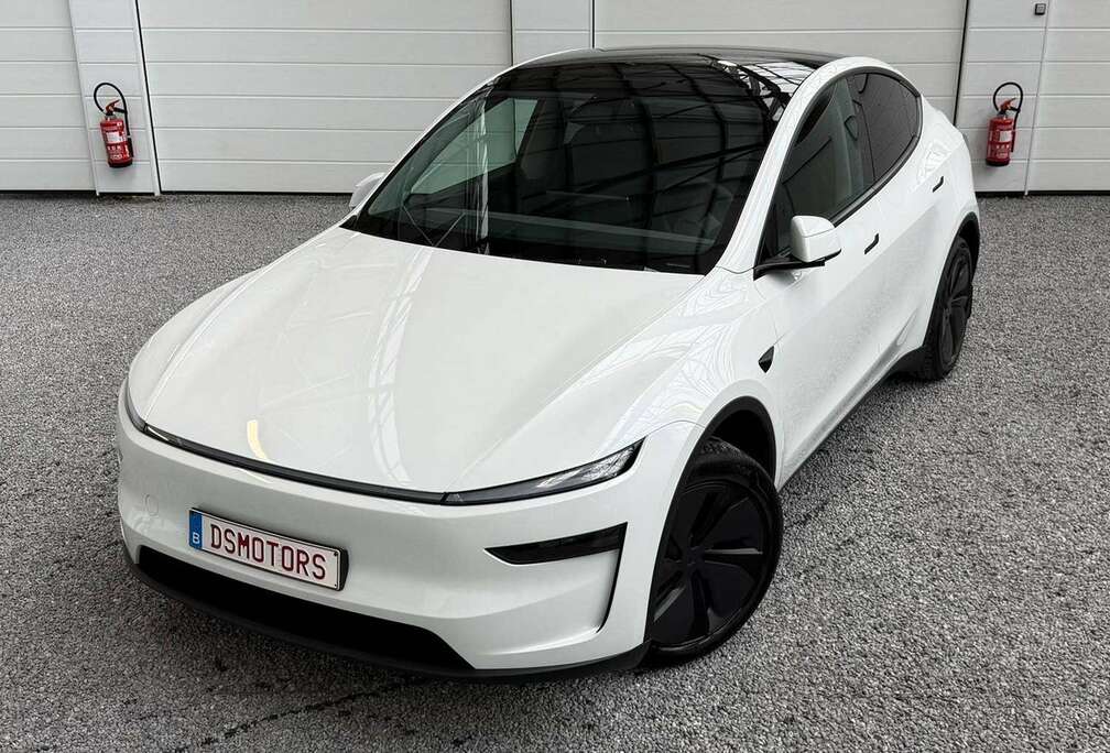 Tesla Juniper Long Range RWD | Premium versie met pano dak, geventileerde stoelen, scherm achteraan, etc!
