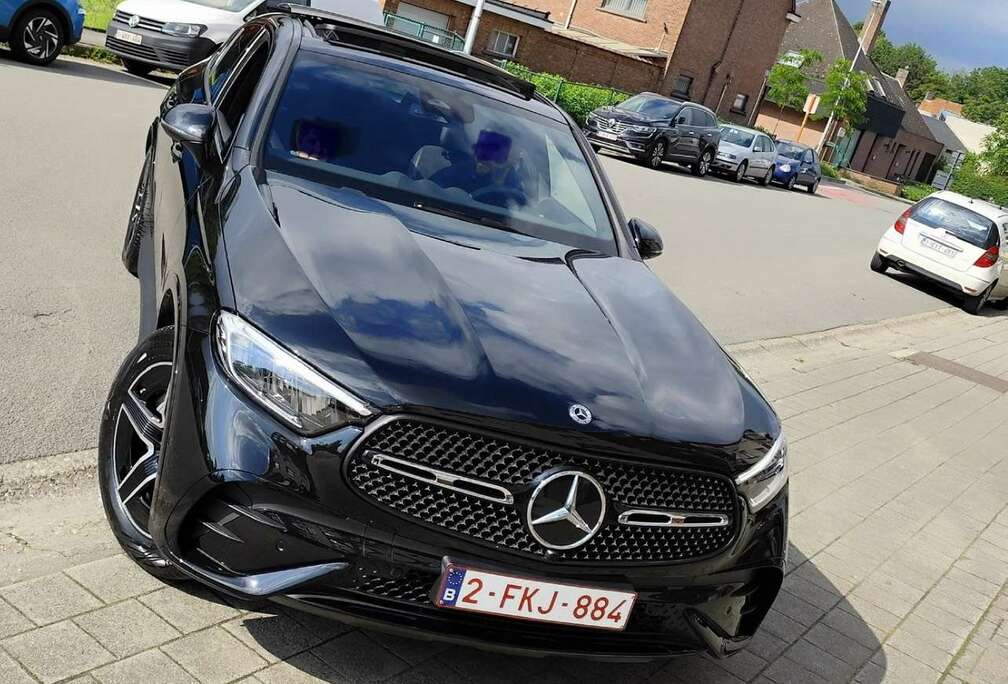 Mercedes-Benz GLC-Coupe 4Matic 9G-TRONIC  AMG Line Panodak
