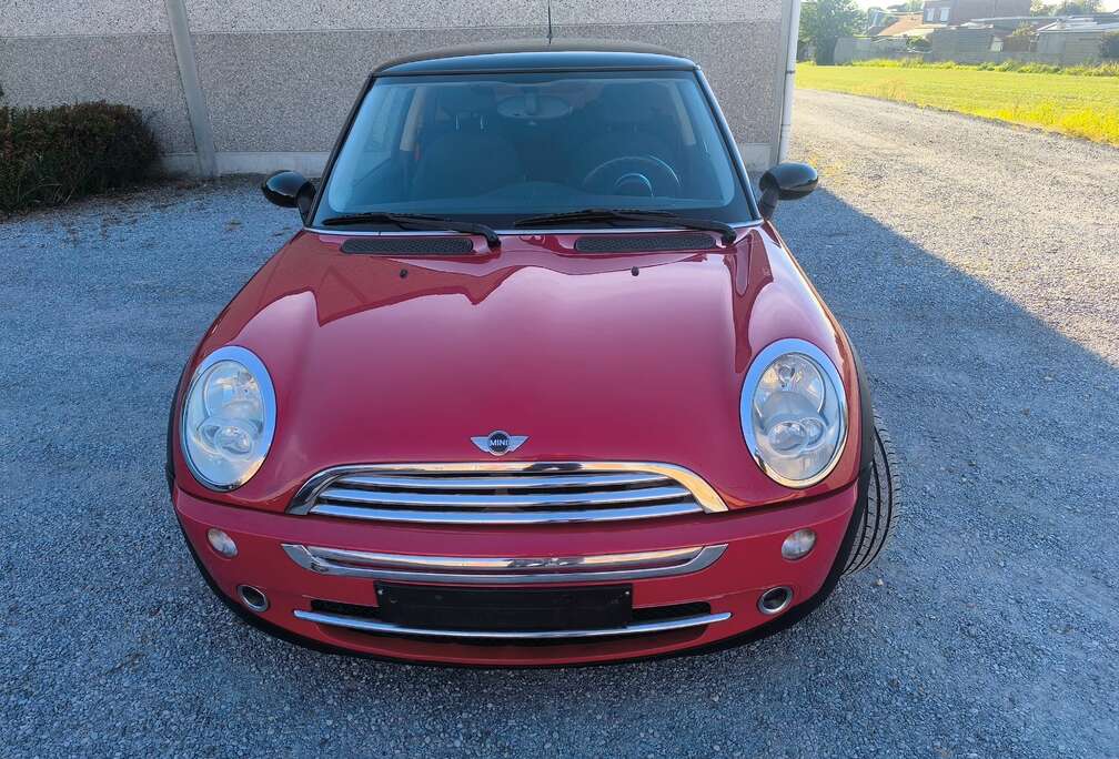 MINI Mini 1.6i 16v Cooper