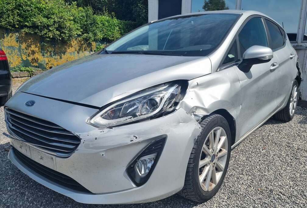 Ford 1.0 EcoBoost Titanium (EU6.2)