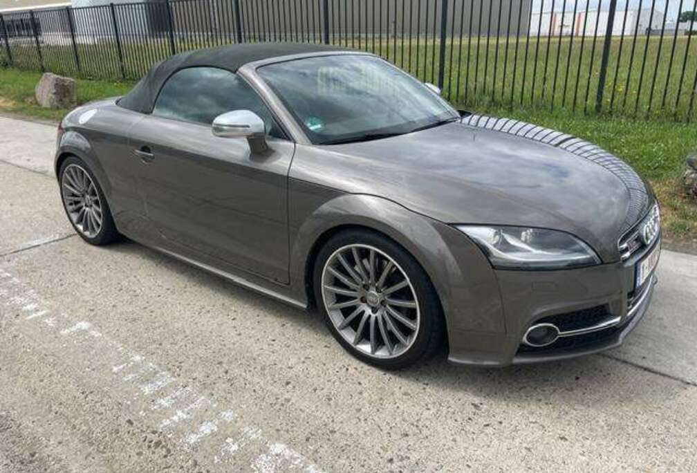 Audi TTS Roadster 2.0 TFSI Quattro TTS