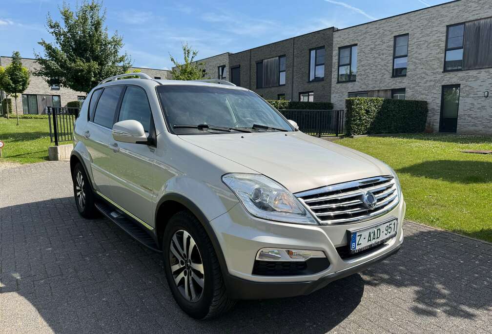 SsangYong Rexton 2.0 RX200e-Xdi 4WD 7 Pl. Sapphire