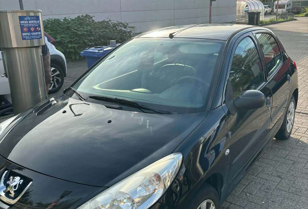Peugeot 206  1.1i Trendy