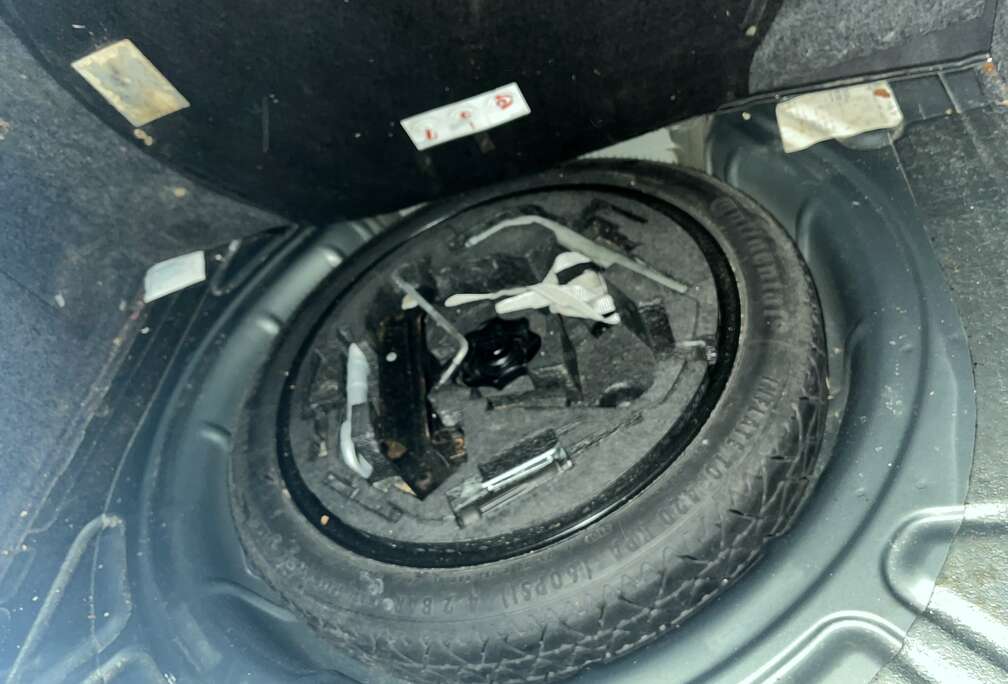 Volkswagen 1.6i 16v FSI Sportline Tiptronic