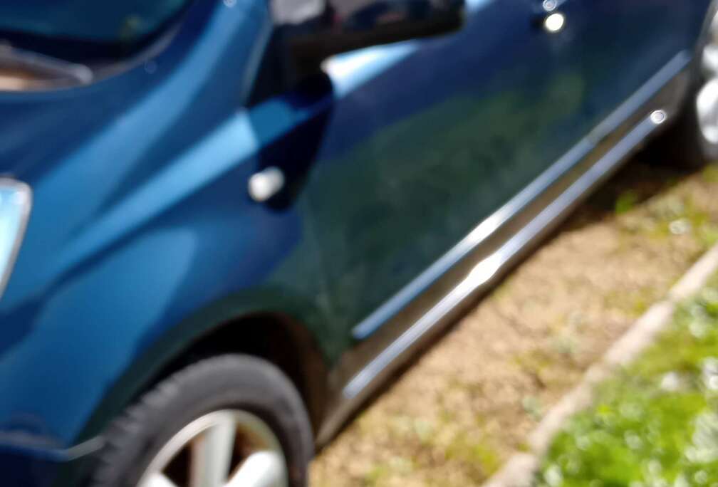 Nissan 1.4i 16v Acenta