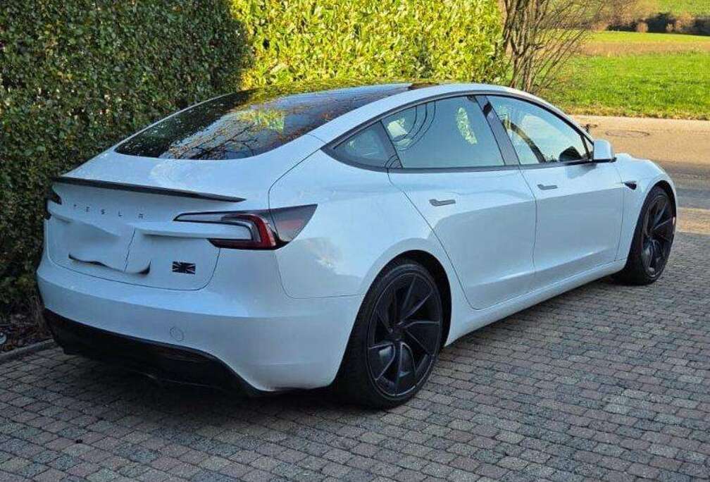 Tesla Model 3 Performance - TVA/BTW