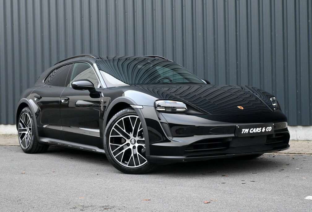 Porsche Taycan 4 Cross Turismo