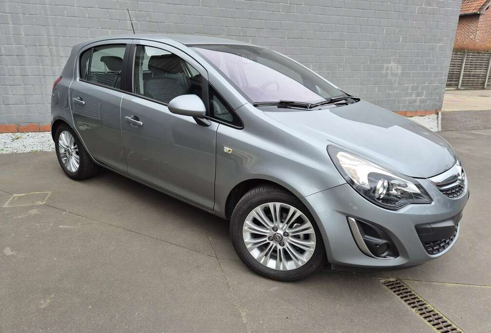 Opel 1.4 - 100 ch Twinport Edition SHOWROOM STAAT