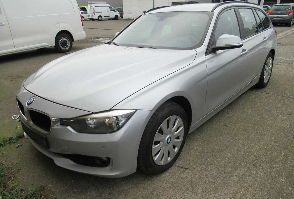 BMW dA Touring - VERSNELLINGSBAK STUK - Navi-Airco-PDC