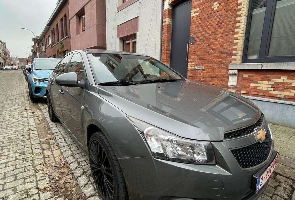 Chevrolet 1.8i LT