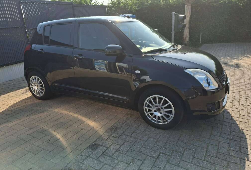 Suzuki Automaat GLX