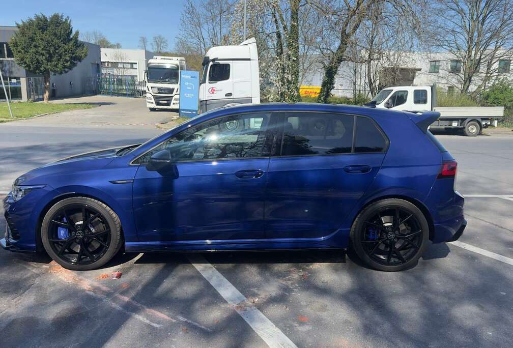 Volkswagen 20 years edition akrapovic