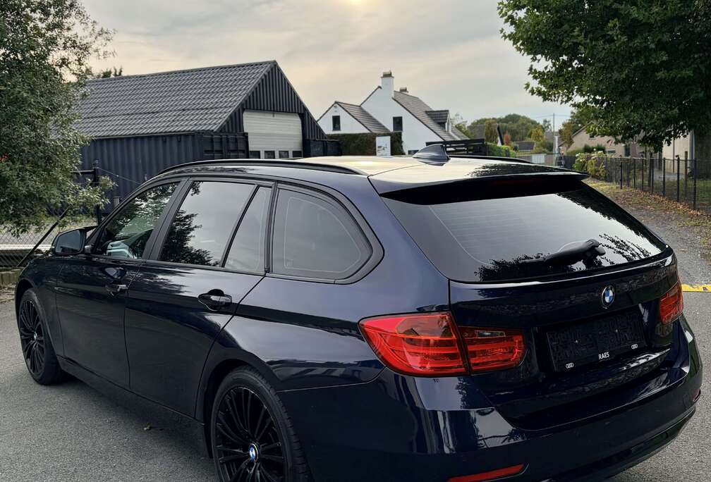 BMW 318d Touring Sport Line