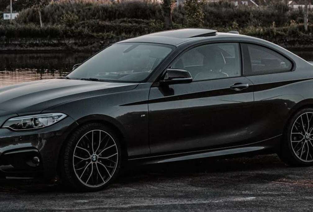 BMW 220i Coupe Sport-Aut. M Sport