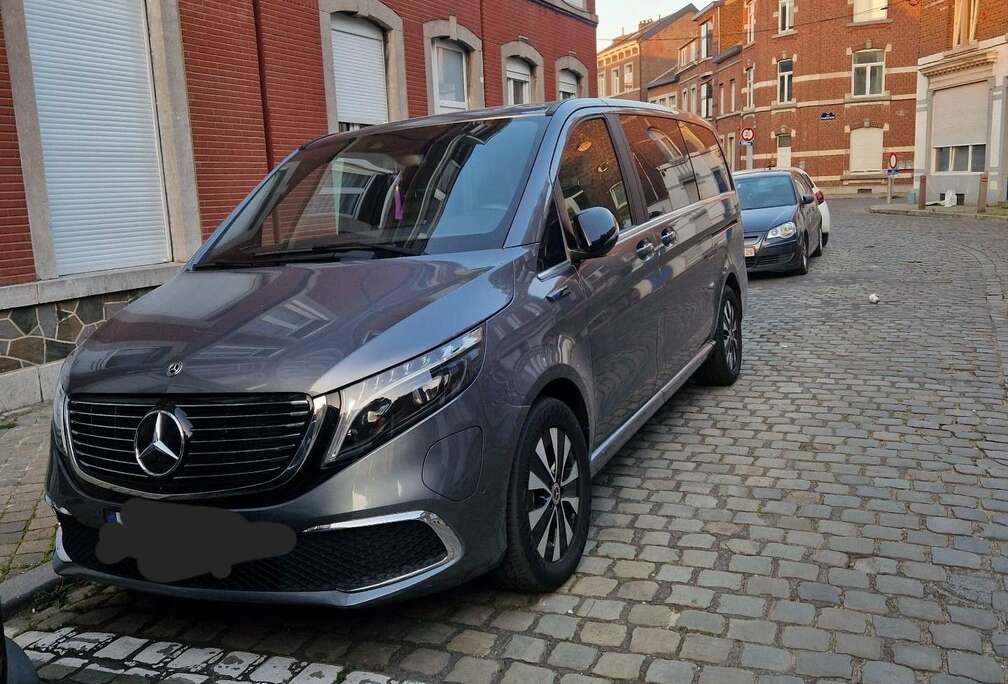 Mercedes-Benz 90 kWh LWB