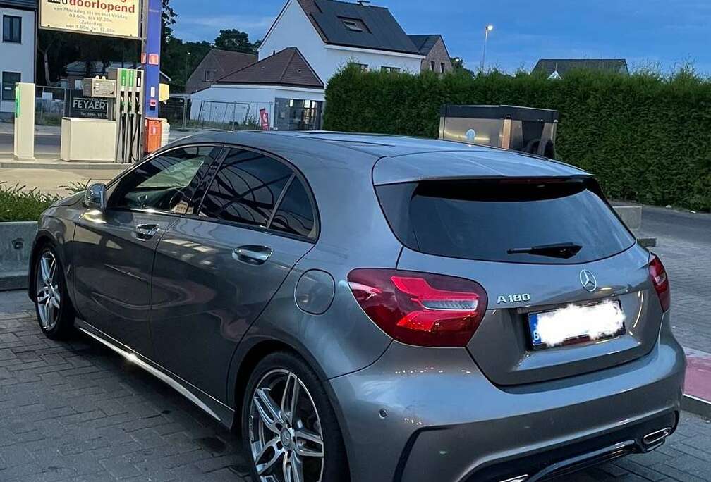 Mercedes-Benz 7G-DCT AMG Line