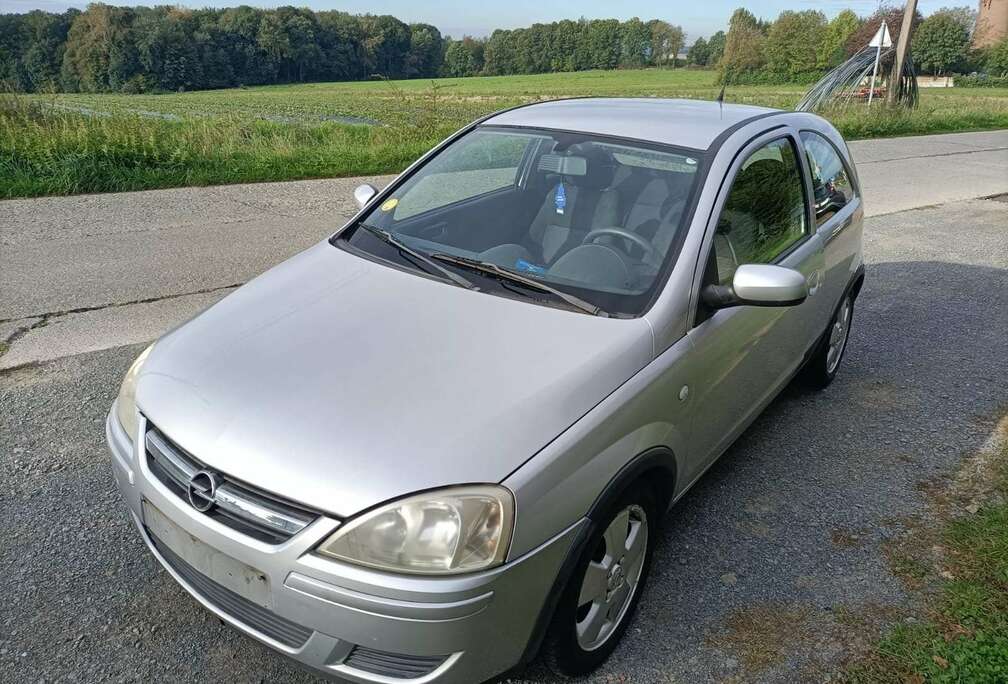 Opel 1.0i XEP 12v Cosmo