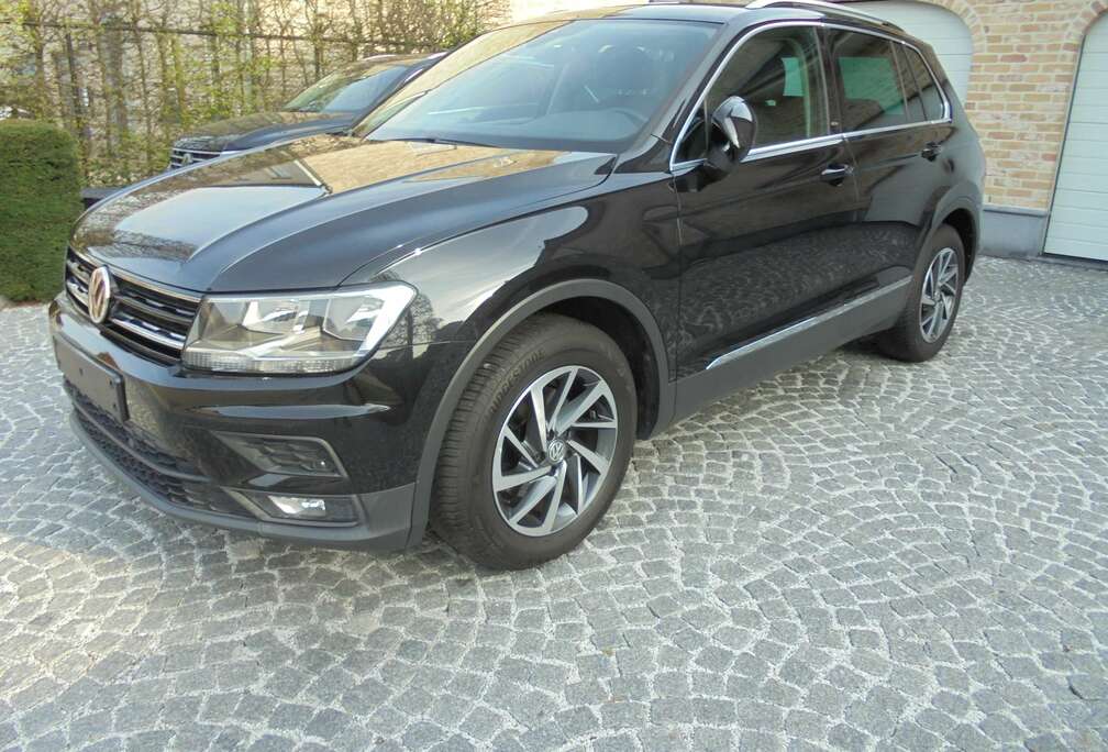 Volkswagen Tiguan 1.4 TSI Sound BMT