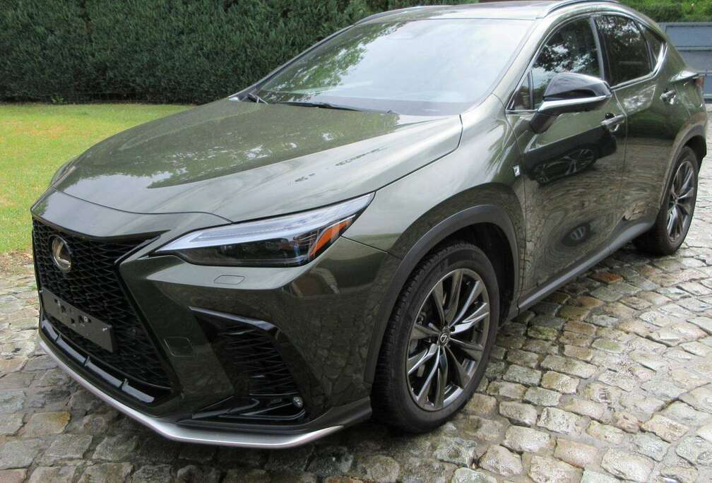 Lexus NX 450h  2.5i AWD F Sport Line E-CVT (227 kW) F-Sport Design