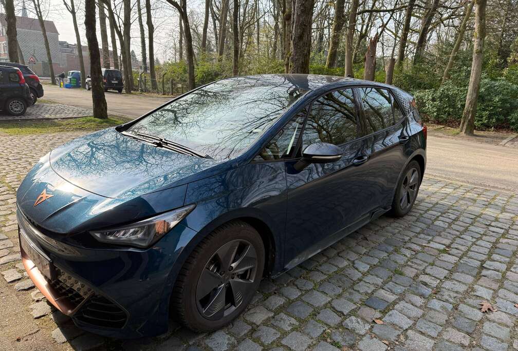 Born 58 kWh