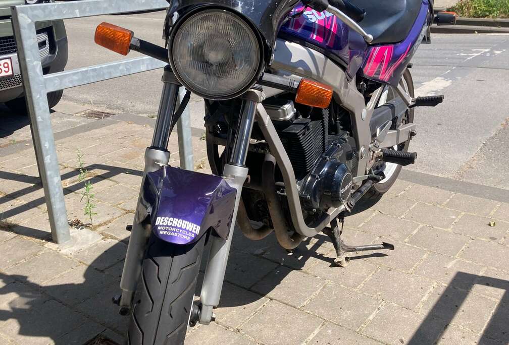 Suzuki GS500E