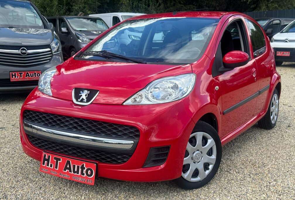 Peugeot 1.0i/Etat neuf/Boite automatique/Airco/Garantie