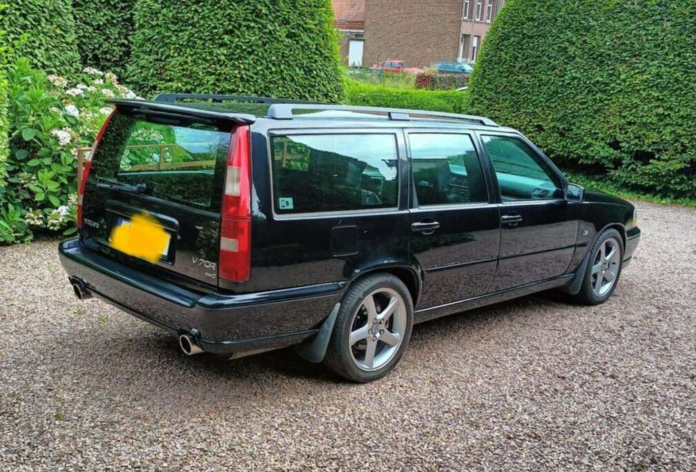 Volvo V70 R AWD
