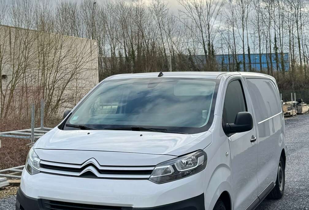 Citroen 1.5 BlueHDi  3 zit  CarPlay  €15.000 + BTW