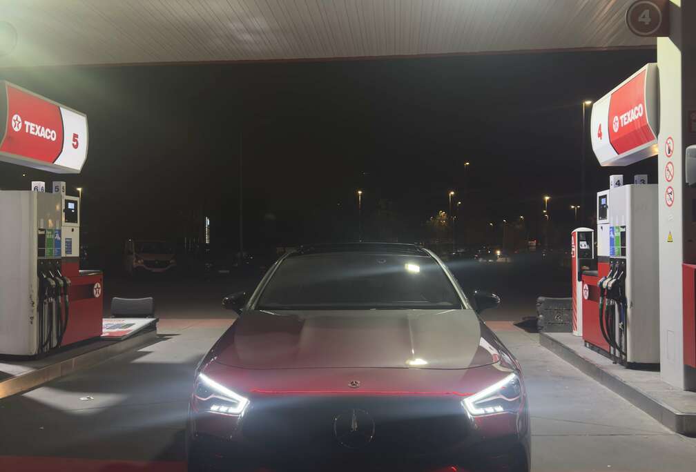 Mercedes-Benz AMG Line Toit ouvrant pack night