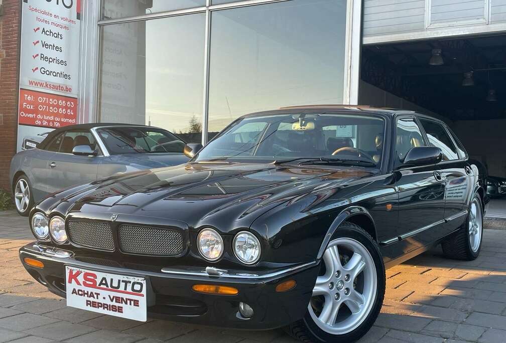 Jaguar 4.0i V8 32v S/C/249.890KM/AIRCO/ETAT SPLENDIDE