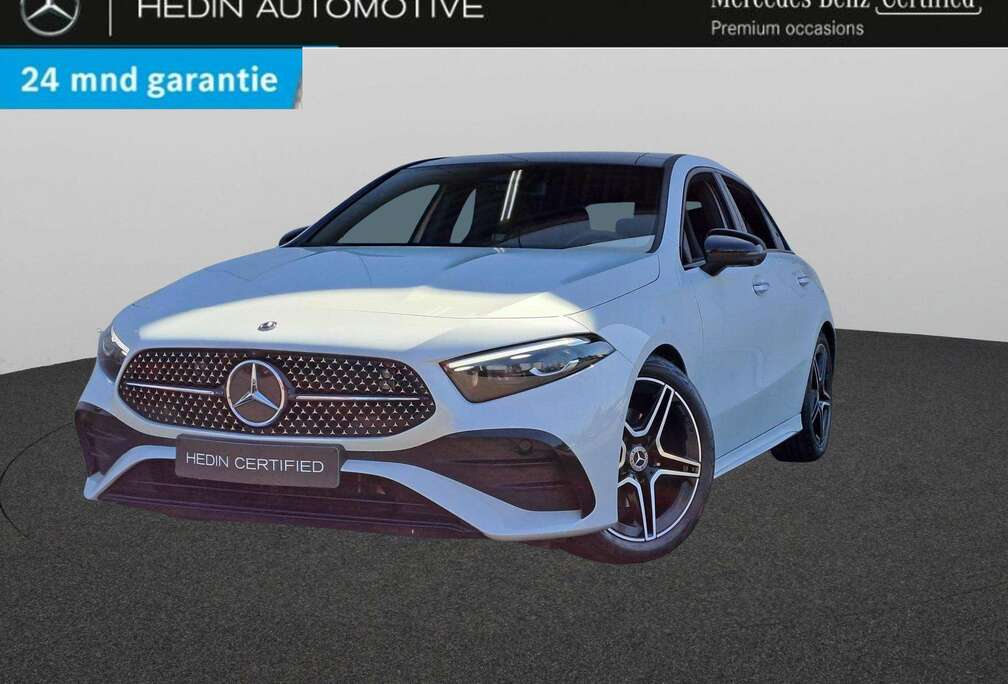 Mercedes-Benz Hatchback AMG Line  Panoramisch Dak  Head-Up Dis