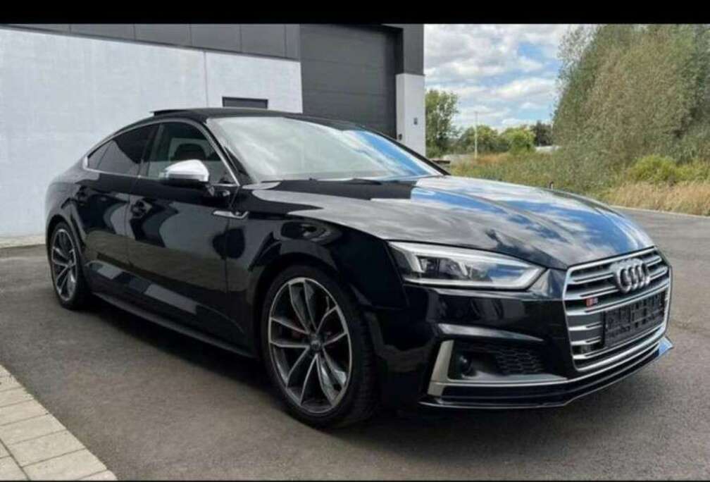 Audi Sportback 3.0 TFSI quattro tiptronic