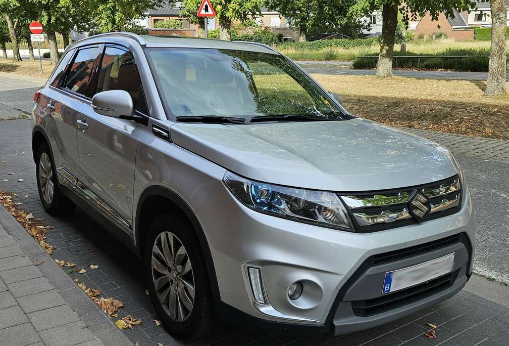 Suzuki 1.6 (4x2) GLX Benzine