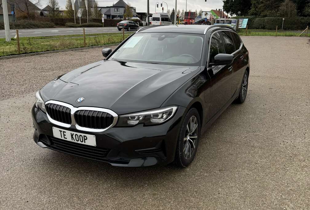 BMW 330e Touring Aut. Luxury Line