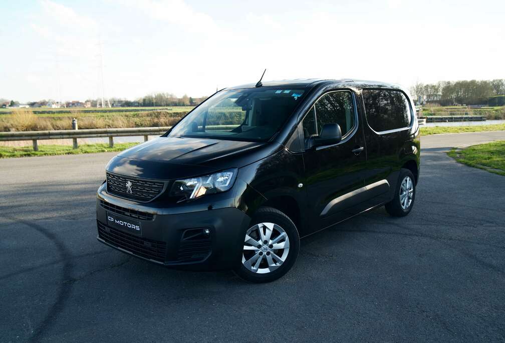 Peugeot AUTOMAAT  CAMERA  CARPLAY  AIRCO  BTW-WAGEN