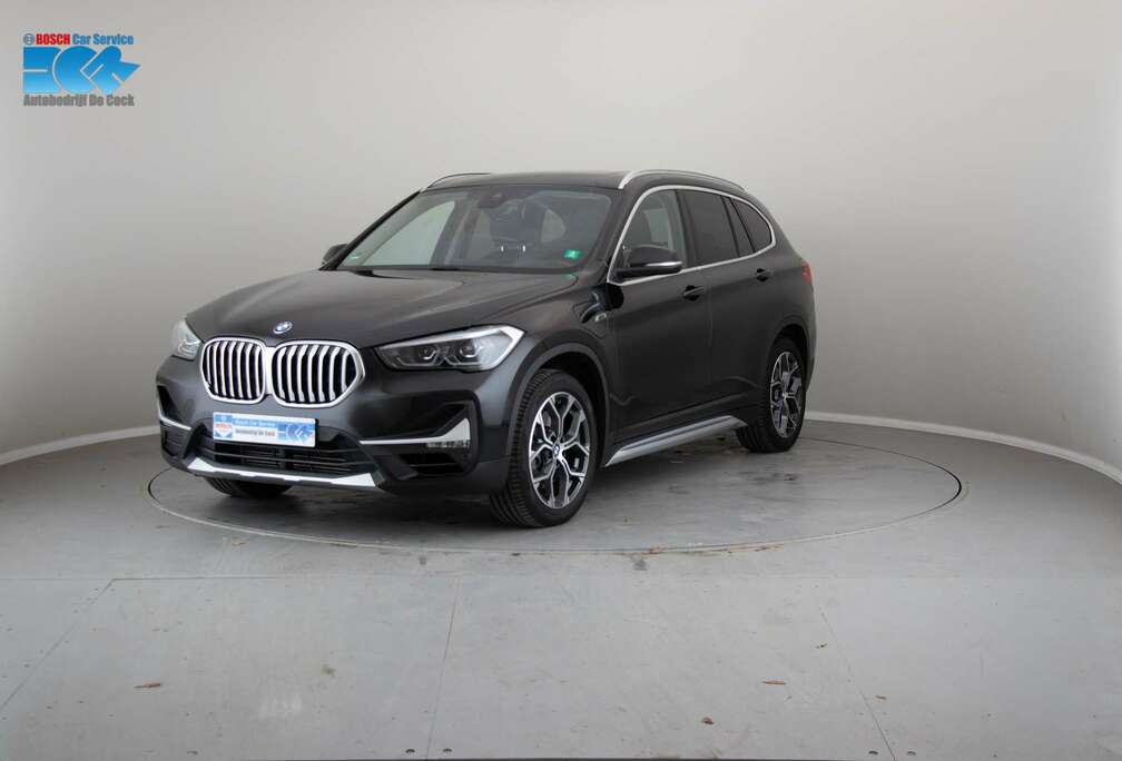 BMW NIEUW X1 PHEV 1.5iA xDrive25e Pano-dak, Carplay