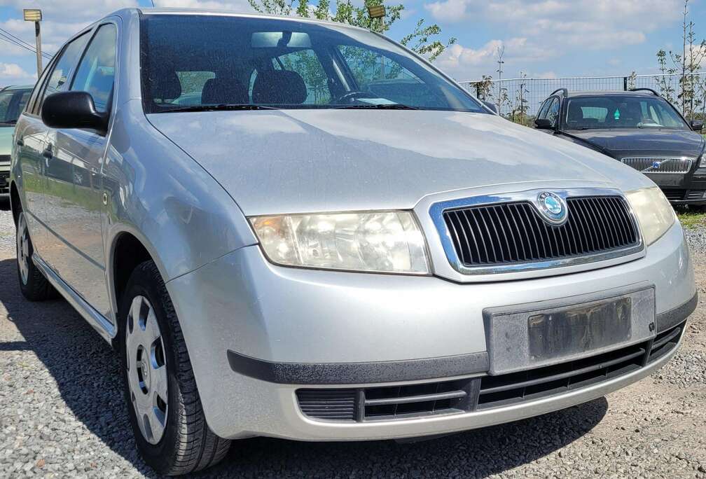 Skoda 1.9 SDi wordt GEKEURD 1STE EIG OHBOEK 2003