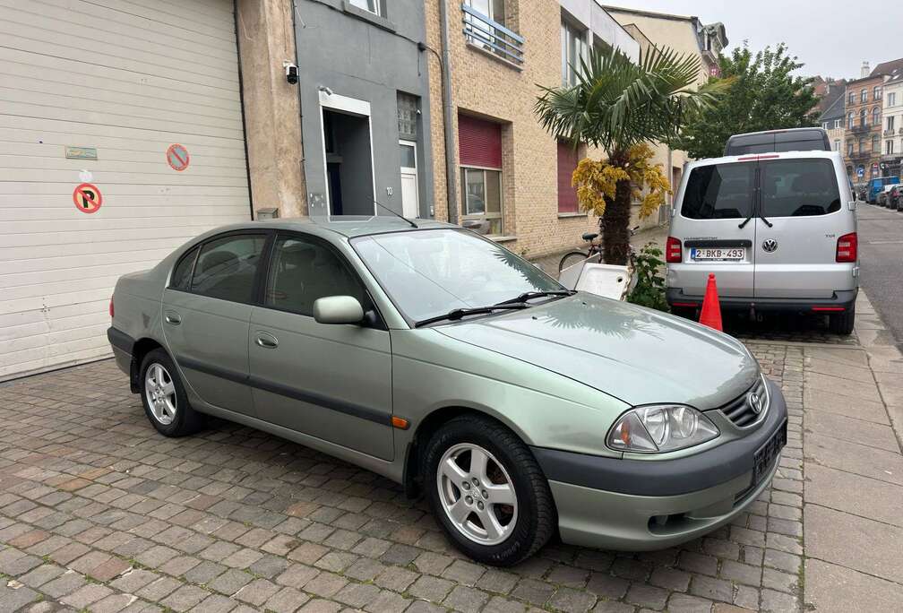 Toyota 1.6i VVT-i 16v Linea Sol AIRCO JANTE ALUMINIUM CLIMATISÉ
