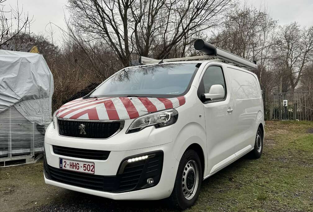 Peugeot L2H1 EAT8 Premium