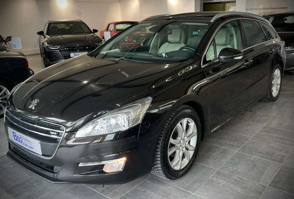 Peugeot SW 1.6 e-HDi*BOITE AUTO*TOIT PANO*GPS*DIPLAY