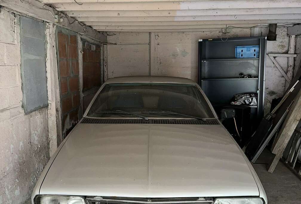 Lancia 2.5L Coupe