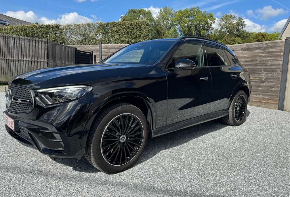 Mercedes-Benz GLC 300e AMG Line+ / Pano / Burmeister / Leder