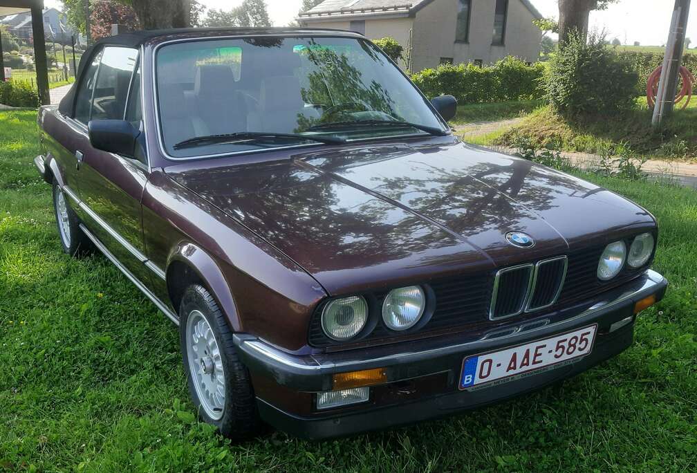 BMW E30
