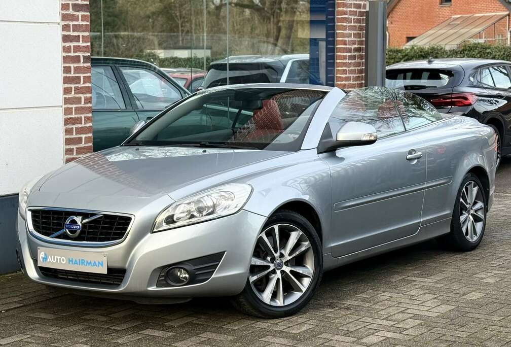 Volvo CABRIOLET 2.0 D3 BVA-6 MOMENTUM ÉDITION