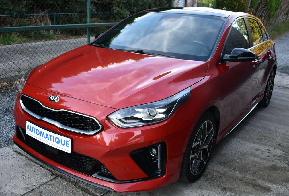 Kia Ceed 1.6 CRDi GT-Line / FULL OPTIONS