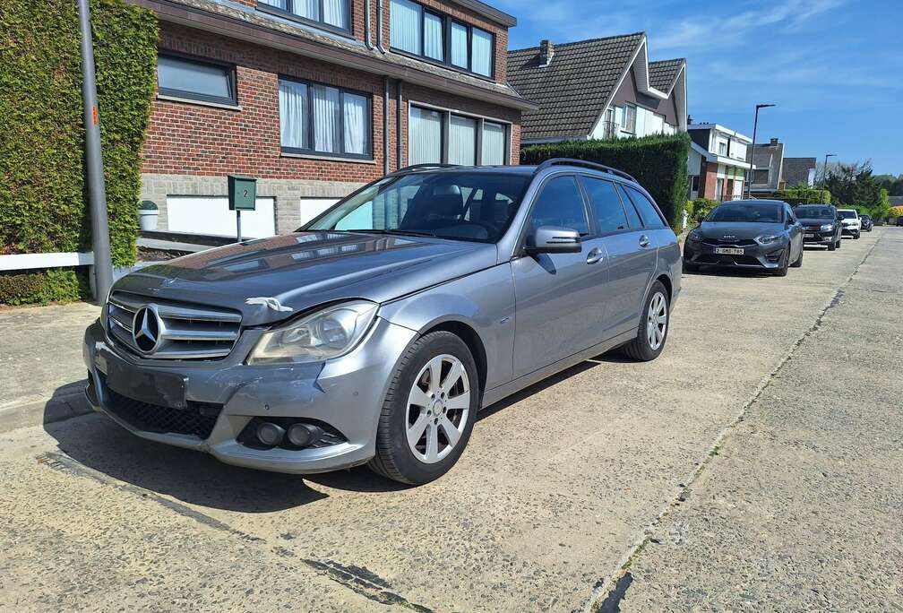 Mercedes-Benz CDI BlueEFFICIENCY accident