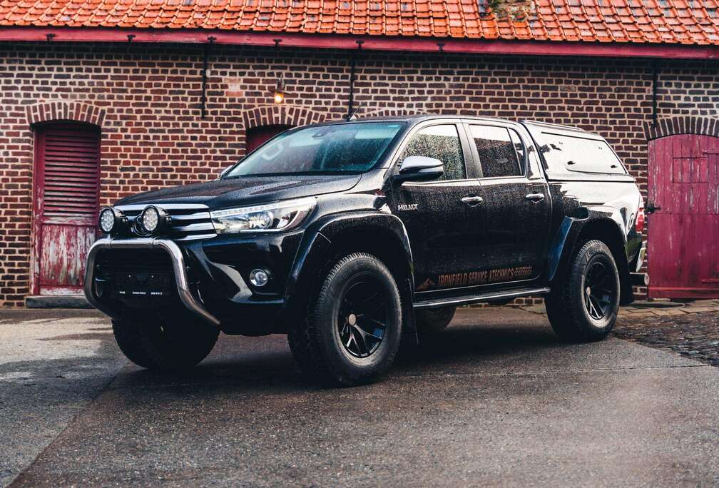 Toyota Arctic Trucks AT35