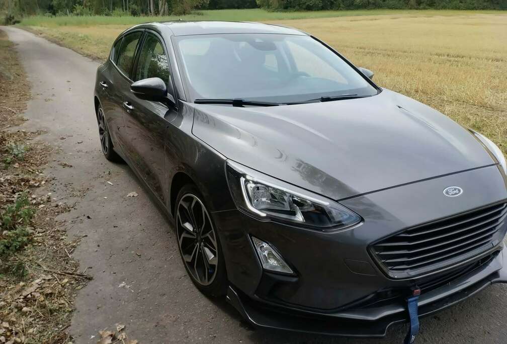 Ford Focus 1.0 EcoBoost ST-Line Business