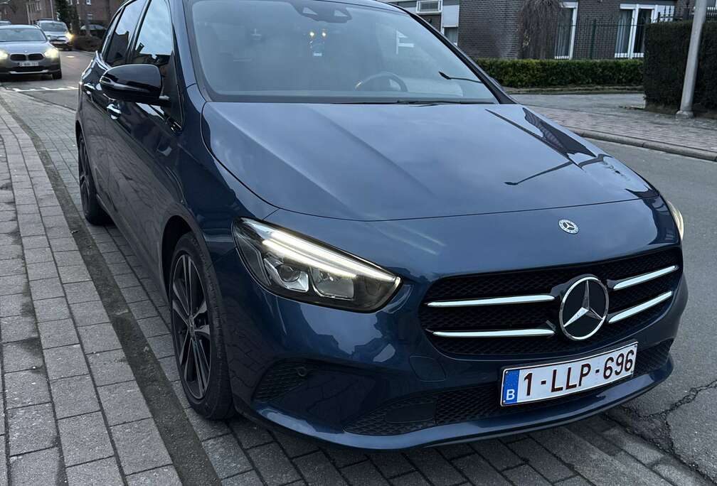 Mercedes-Benz d 8G-DCT Style