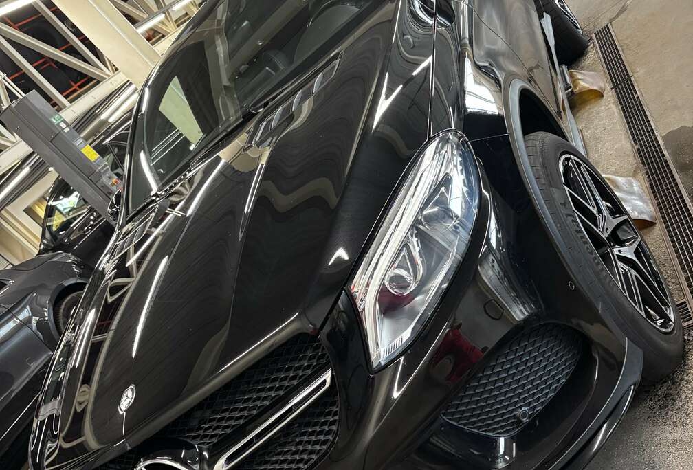 Mercedes-Benz d Coupe 4Matic 9G-TRONIC AMG Line